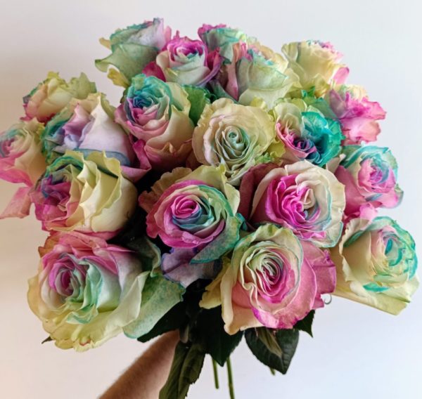 Bukiet Rainbow Rose